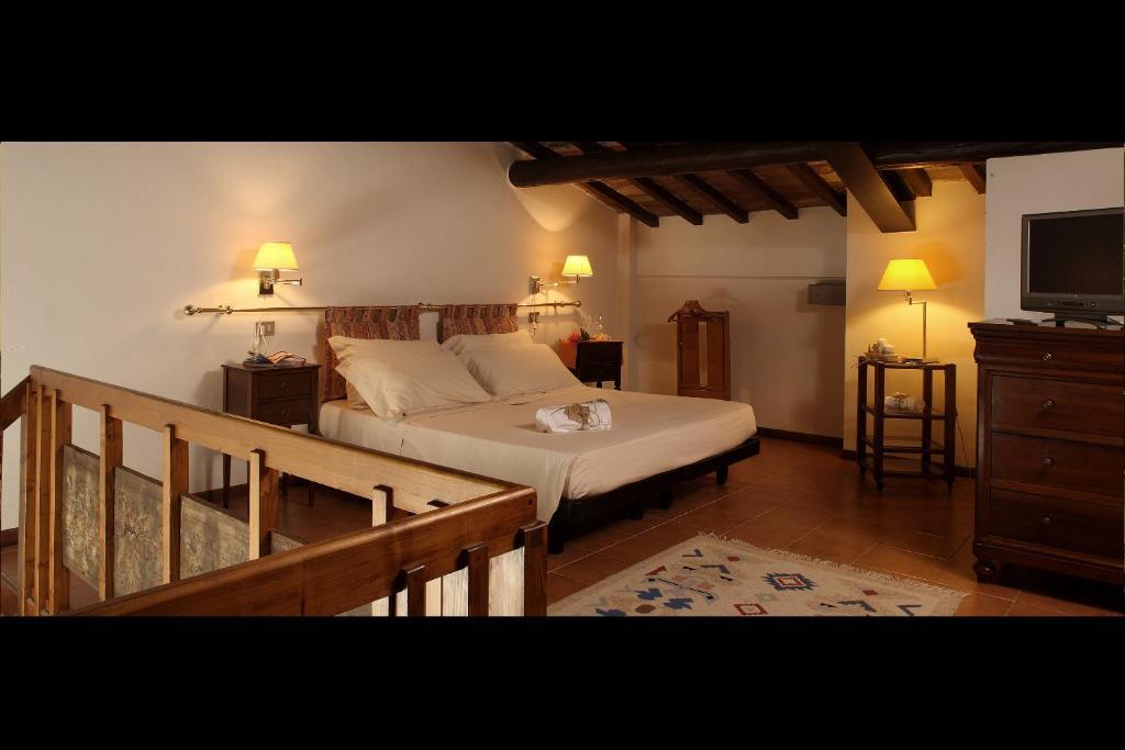Residence In Centro Mantova Pokoj fotografie