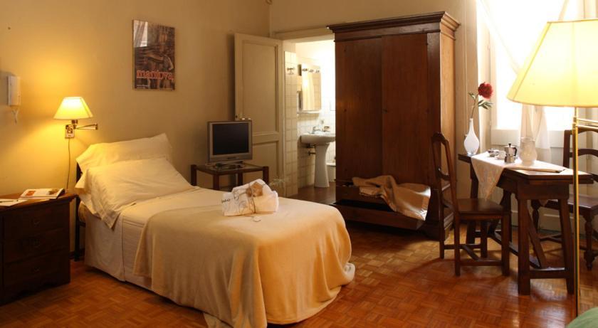 Residence In Centro Mantova Pokoj fotografie